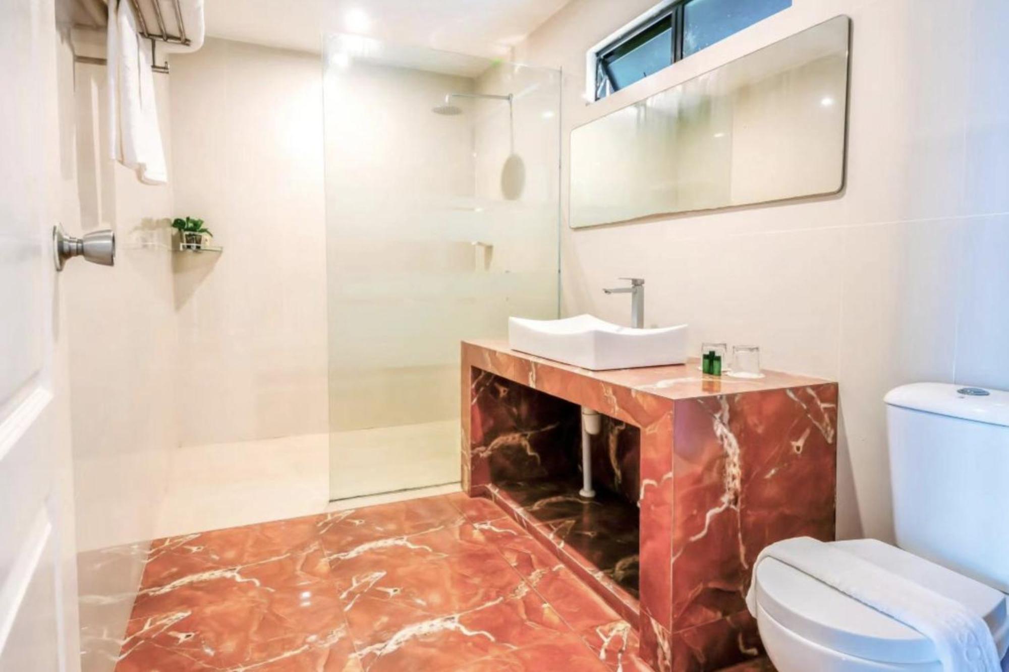 Dolphin Bay Island Resort Kota Belud Δωμάτιο φωτογραφία